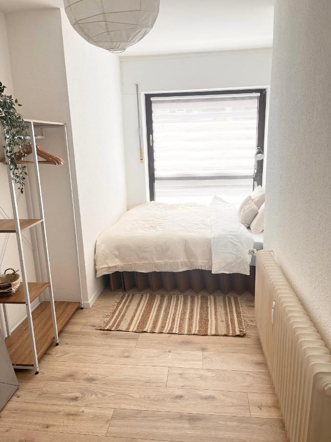 Gemuetliches Zentrales Apartment 2 Min Bis Du Hbf Дуйсбург Экстерьер фото